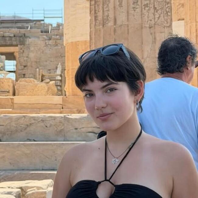 Babysitter in Kalamata: Αφροδίτη