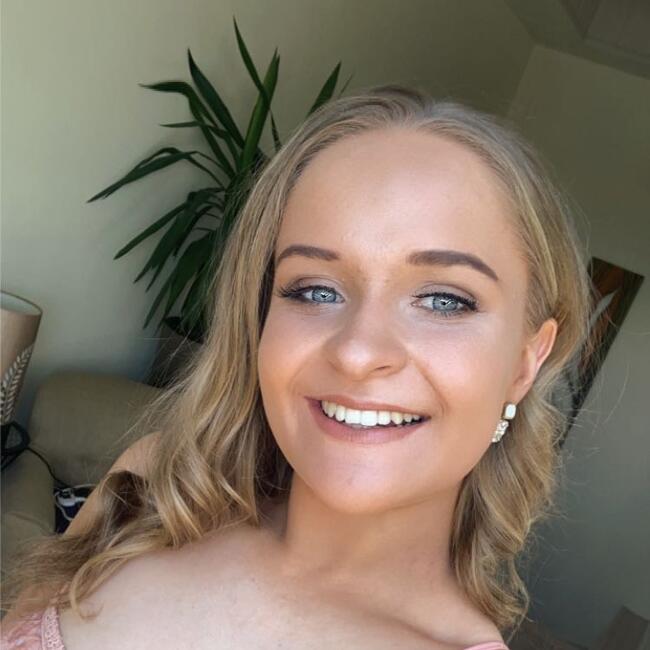 Babysitter in Oranmore: Marie