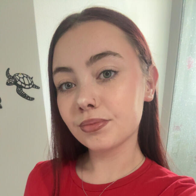 Babysitter in Ballée: Vicky