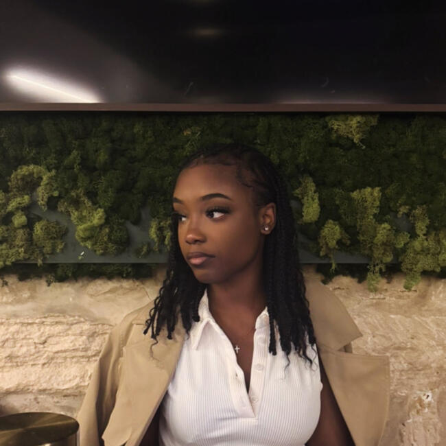 Babysitter in Paris: Oceanne