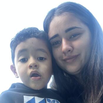 Emprego de babá em Rio das Ostras: emprego de babá Mirela Dayane