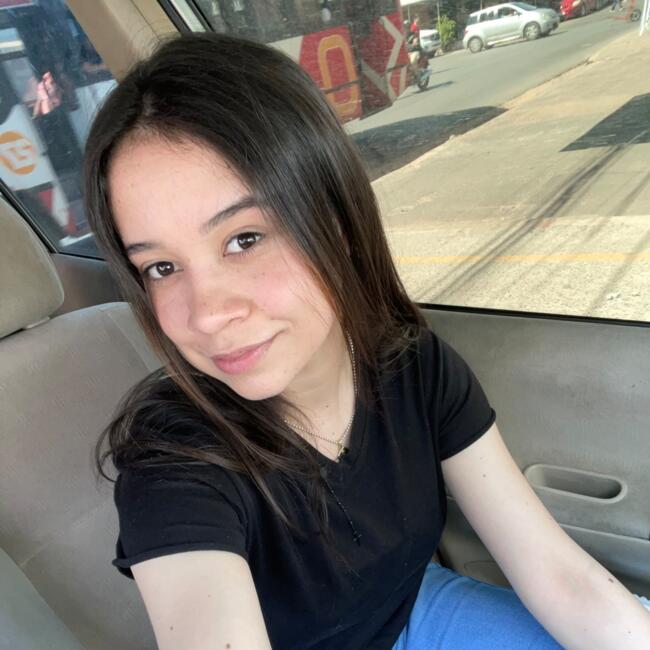 Babysitter in San Lorenzo: Yanisse Montiel