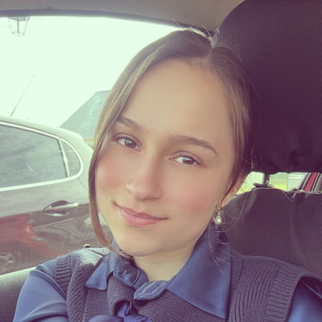 Babysitter in Boistrudan: Alexandra