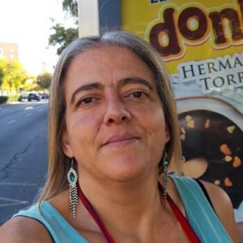 Babysitter in Seville: CRISTINA DE LA LUZ