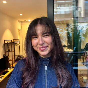 Babysitter in Melbourne: Chloe