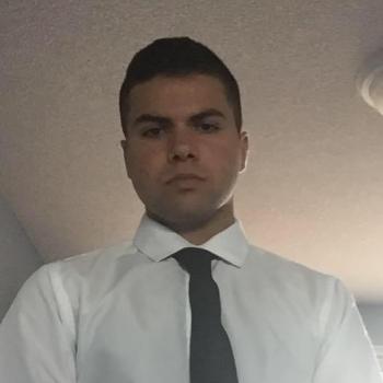 Baby-sitter in Vaughan: Julian