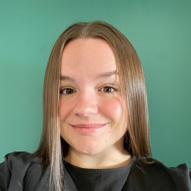 Babysitter in Lorient: Emma