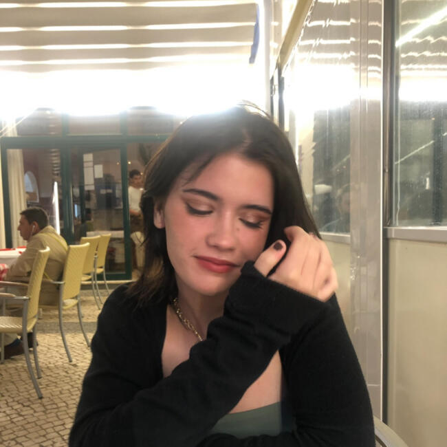 Babysitter em Coimbra: Maria