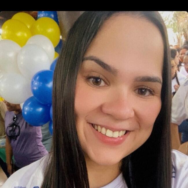 Babysitter in Uberlândia: Karen