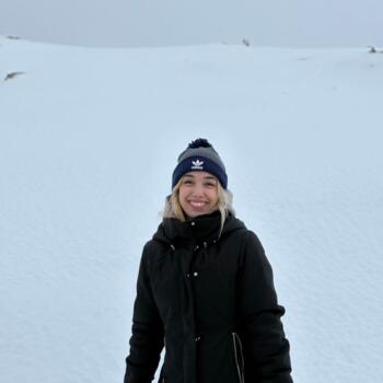 Babysitter in Petroúpolis: Savvina