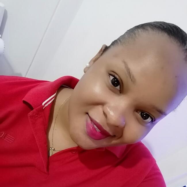 جليسة أطفال في أبوظبي: Cindy