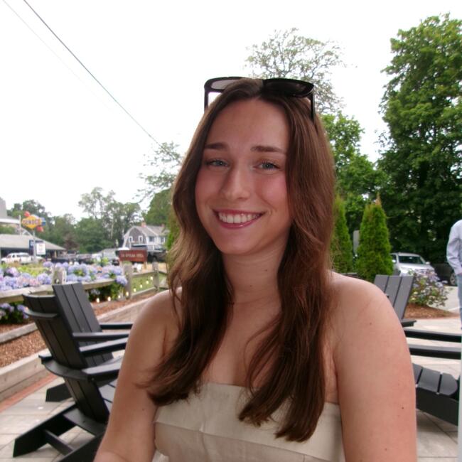 Babysitter in Waltham (Massachusetts): Lucie