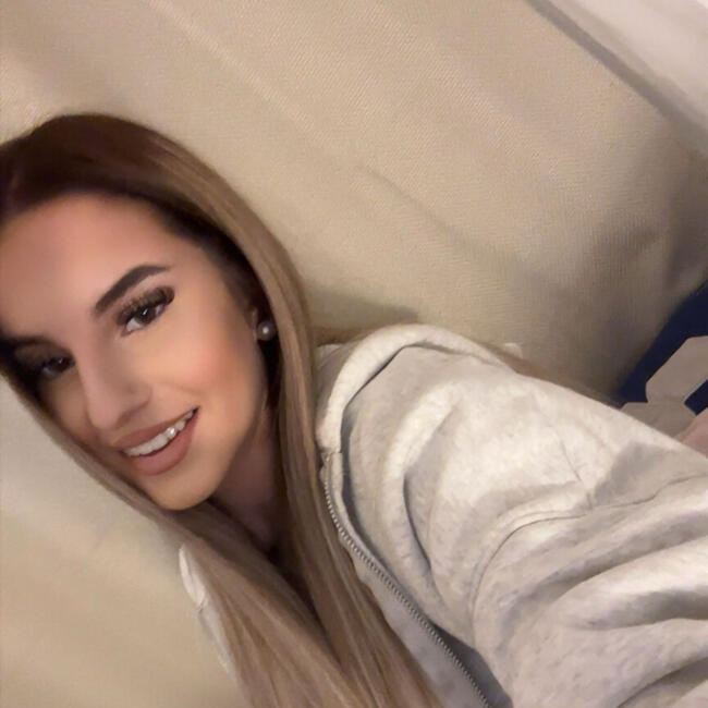 Babysitter in Saint-Sauveur-dAunis: Louciane