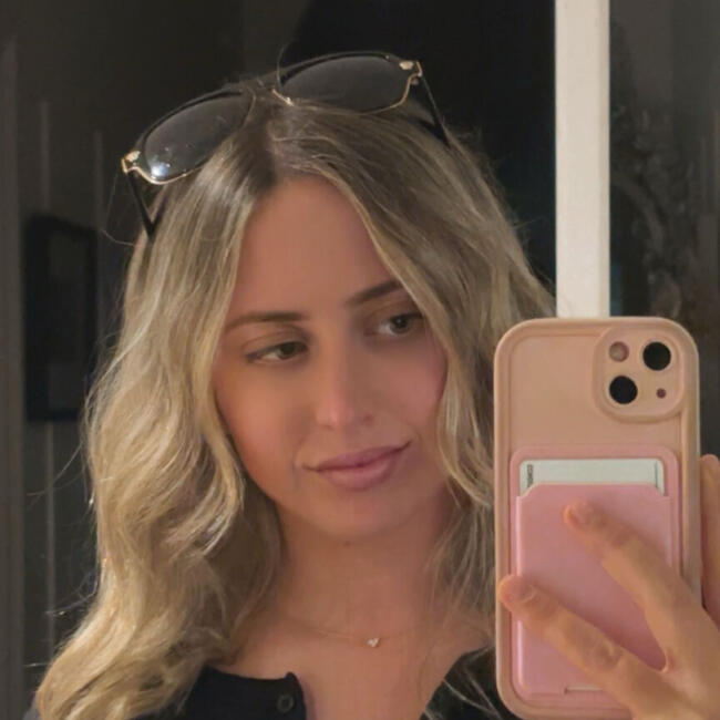 Babysitter in Auckland: Francesca