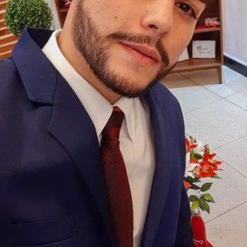 Emprego de babá em Brasília: emprego de babá JOÃO VICTOR