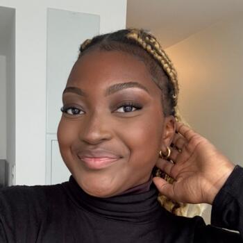 Babysitter in Nantes: Anne-Flore