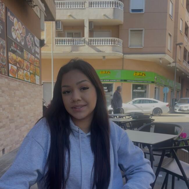 Canguro en Torrevieja: Sofia