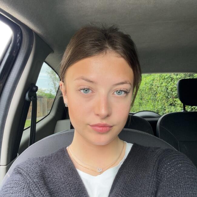 Babysitter in Hesdin-l'Abbé: Léa