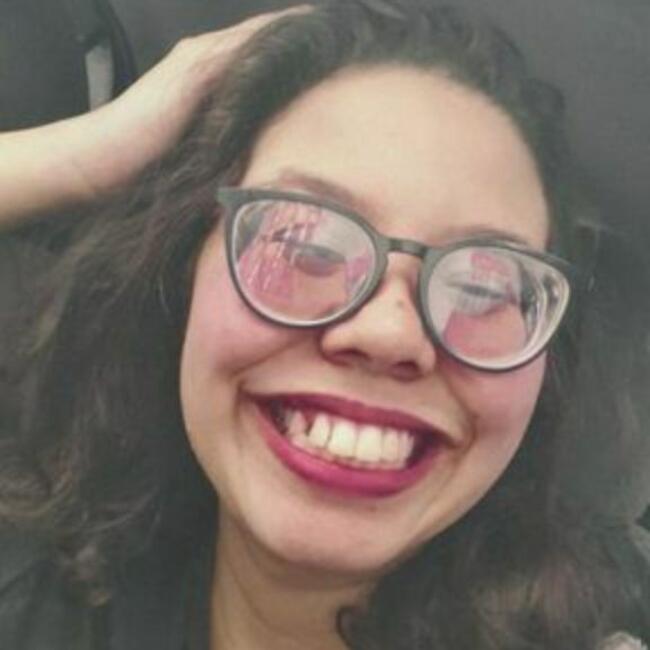 Babysitter in Curitiba: Stefanie