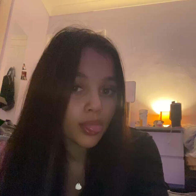 Babysitter in Luton: Sara