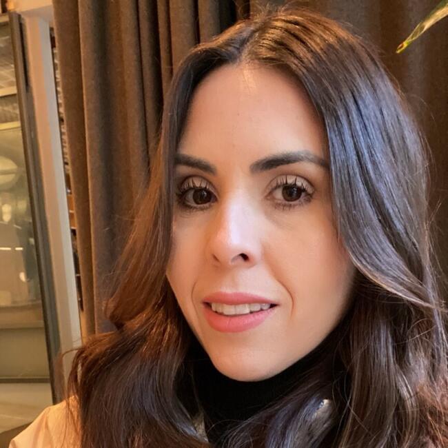 Babysitting job in Londrina: Cibele Heiberg