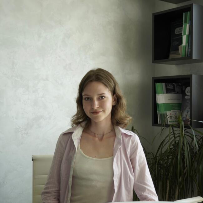 Babysitter in Kyiv: Вікторія