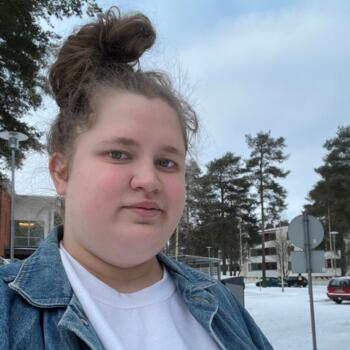 Barnvakt i Karleby: Mia