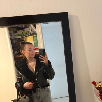 Babysitter in Peille: Britany