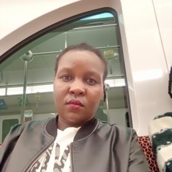 جليسة أطفال في الدوحة: Rachel Camila