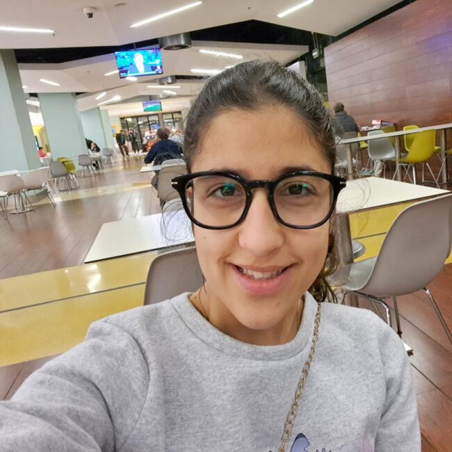 Babysitter em Sacavém: Alexandra