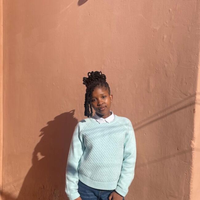Babysitter in Motherwell: Mihlali