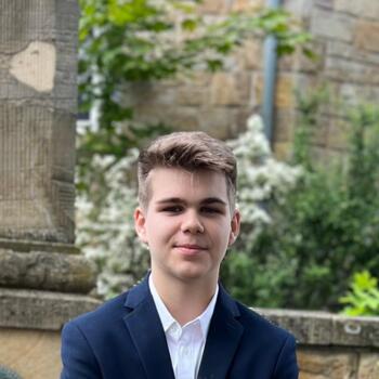 Babysitter in Budenheim: Jason