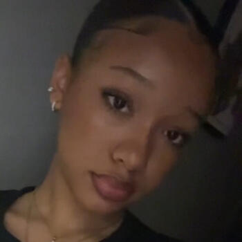 Babysitter in Joinville-le-Pont: Kélia