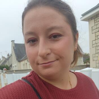 Nanny in Port-de-Piles: Kelly