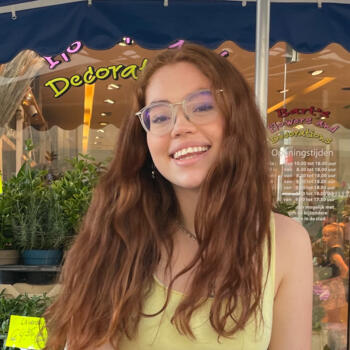 Oppas in Leiden: Camila
