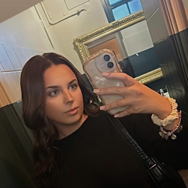 Babysitter in Slough: Kacey