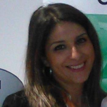 Babysitter Braga: Angela