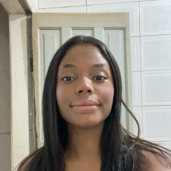 Babysitter in Juiz de Fora: Maria Eduarda