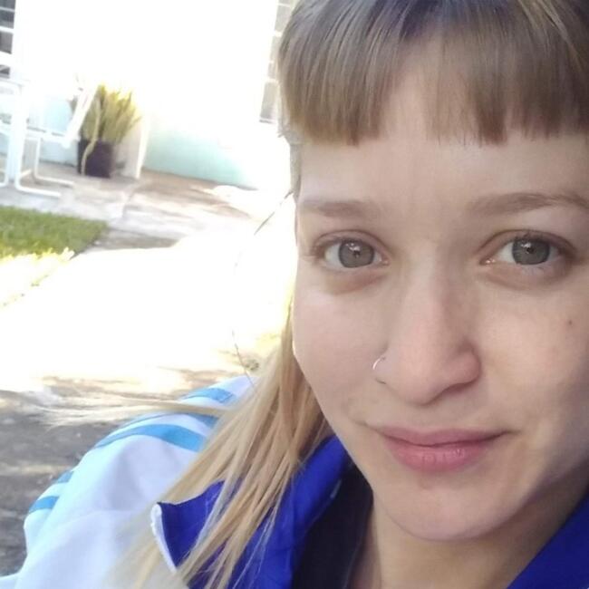 Niñera en San Miguel: Nicole