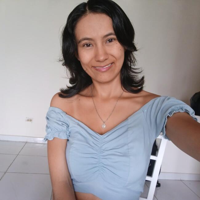 Niñera en Palmira: Laura