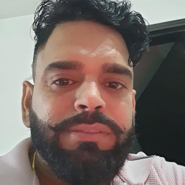 Babysitting job in Gurugram: Goldy