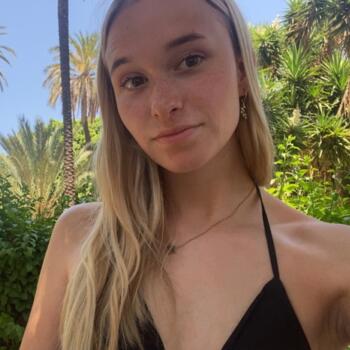 Babysitter in Erquelinnes: Alicia