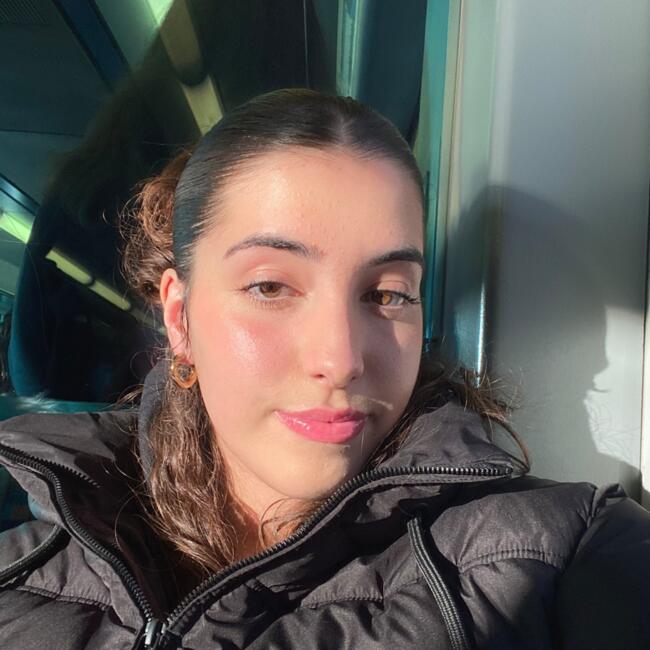 Babysitter in Cascais: Catarina