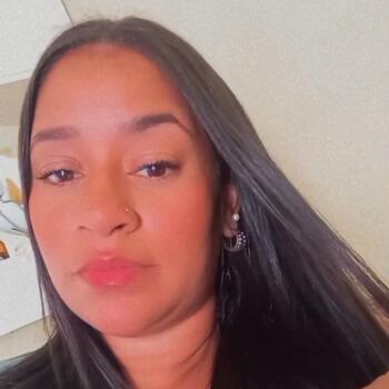 Babysitter Rio de Janeiro: Flaviane Oliveira
