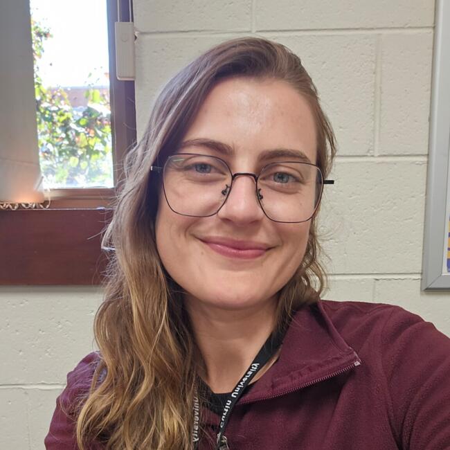 Babysitter in Perth: Francieli
