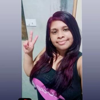 Babysitter Panama City: Paola