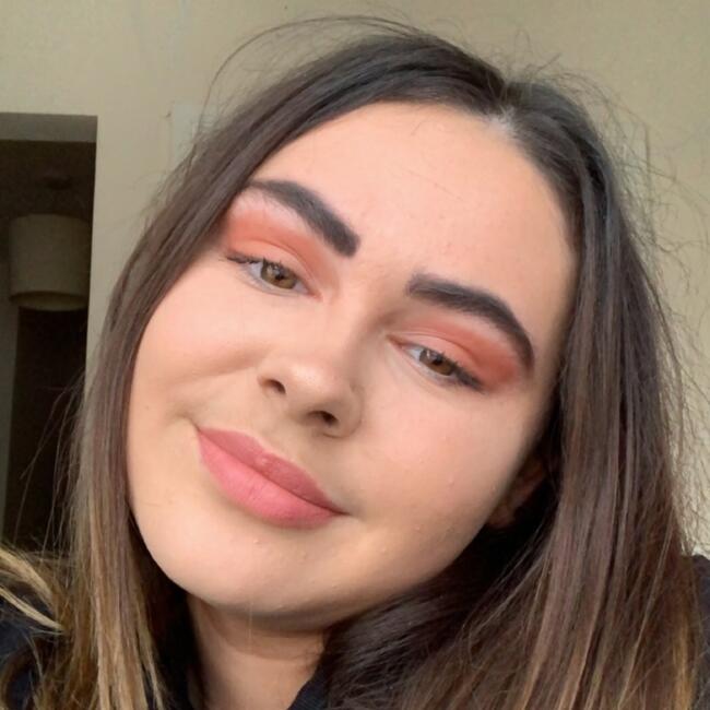 Babysitter in Plymouth: Corrine