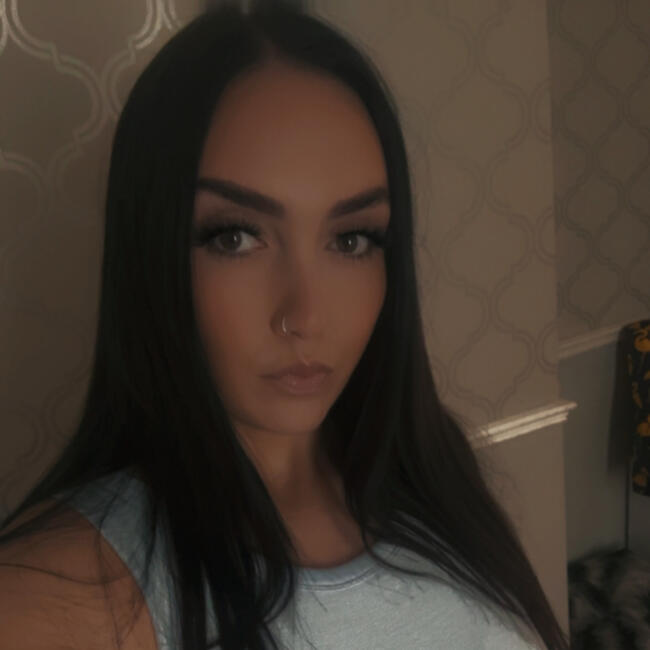 Babysitting job in Stoke-on-Trent: Laura