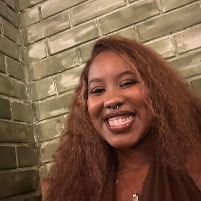 Babysitter in Berea: Linathi Sisipho