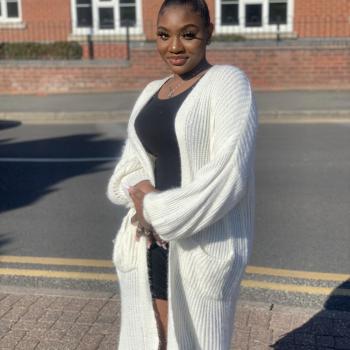 Babysitter in Wolverhampton: Corina